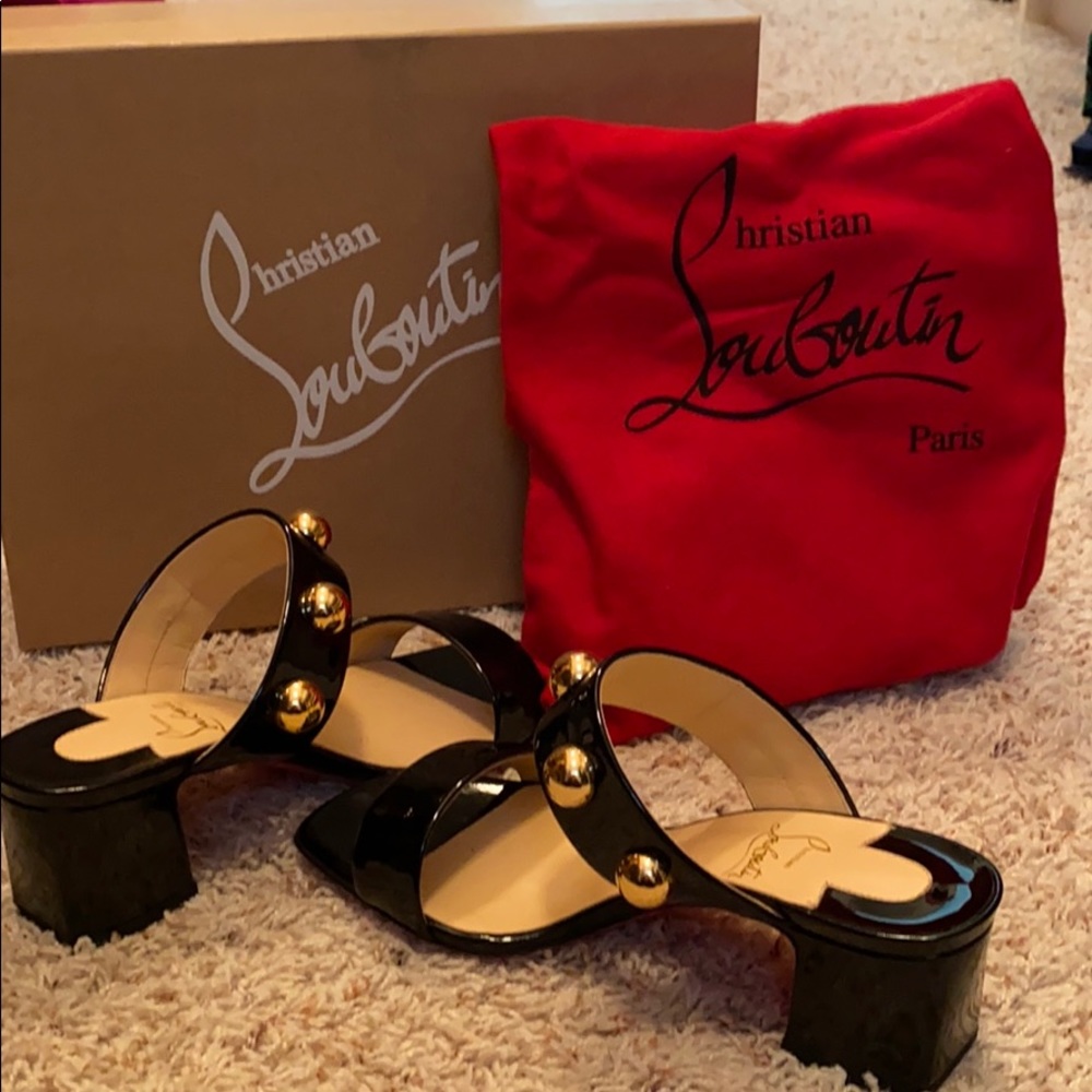 Christian louboution sandal brand new